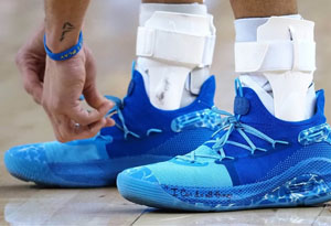 库里上脚全新配色Curry 6“水波纹” 勇士次轮对阵火箭赢面大吗