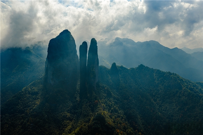 耐力见证，续写传奇｜CRAFT以硬核装备守护越野征程，2025 MaXi-Race China江山100圆满收官